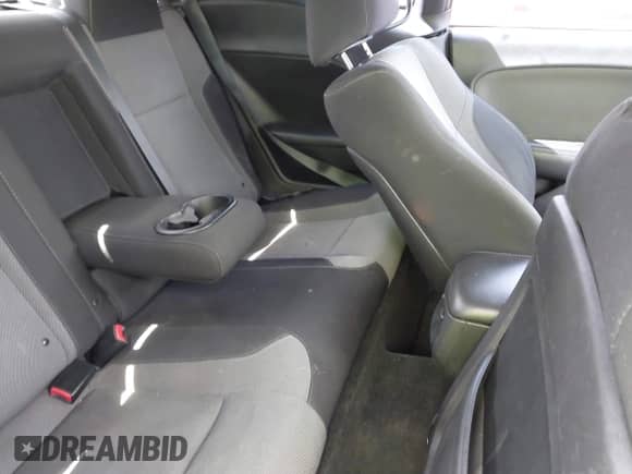 2015 Dodge Challenger SXT z VIN 2C3CDZAG9FH723453, wystawiony jako IAAI lot #42009214 z przebiegiem 182 552 mil mil oraz . Historia ofert i sprzedaży dostępna na DreamBid. Obrazek 8.