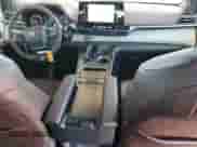 2024 Toyota Sienna Platinum с VIN 5TDERKEC3RS219958, выставлен на аукционе Copart как лот 80211315 с пробегом 1 799 миль миль и Списание • Salvage title. История ставок и продаж доступна на DreamBid. Изображение 8.
