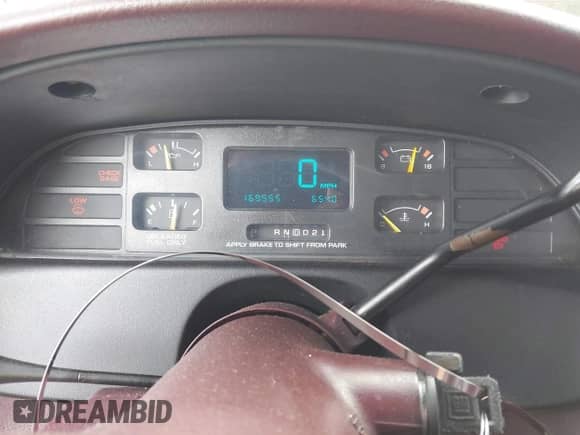 1996 Chevrolet Caprice 1SA Special Value z VIN 1G1BL52P2TR170330, wystawiony jako IAAI lot #42179740 z przebiegiem 169 555 mil mil oraz . Historia ofert i sprzedaży dostępna na DreamBid. Obrazek 7.