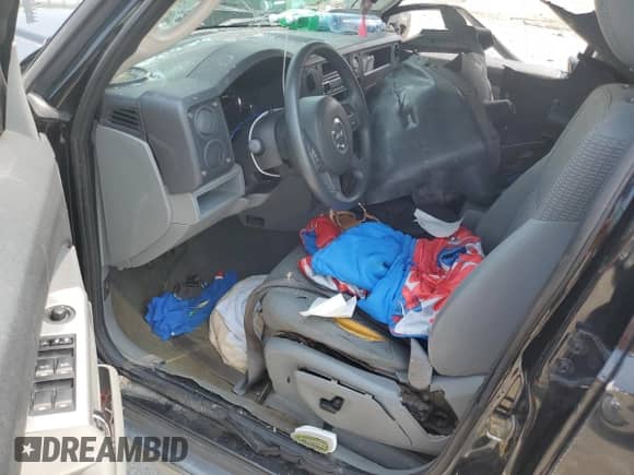 2006 Jeep Commander with VIN 1J8HH48K96C204319, listed as a Copart auction lot 64581825 with Not provided miles and Salvage title. Bid and sale history available at DreamBid. Image 8.