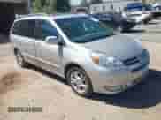 2004 Toyota Sienna XLE z VIN 5TDZA22C24S122885, wystawiony jako IAAI lot #42719817 z przebiegiem 176 650 mil mil oraz . Historia ofert i sprzedaży dostępna na DreamBid. Obrazek 1.