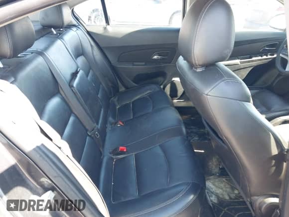 2015 Chevrolet Cruze LT z VIN 1G1PE5SB1F7124914, wystawiony jako IAAI lot #43482609 z przebiegiem 188 409 mil mil oraz . Historia ofert i sprzedaży dostępna na DreamBid. Obrazek 8.