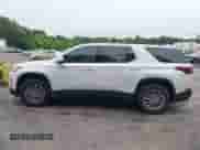 2023 Chevrolet Traverse LT Cloth z VIN 1GNERGKW2PJ325718, wystawiony jako IAAI lot #42370272 z przebiegiem 42 000 mil mil oraz . Historia ofert i sprzedaży dostępna na DreamBid. Obrazek 13.