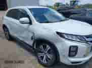 2021 Mitsubishi Outlander ES z VIN JA4ARUAUXMU019523, wystawiony jako IAAI lot #42336090 z przebiegiem 62 633 mil mil oraz . Historia ofert i sprzedaży dostępna na DreamBid. Obrazek 6.