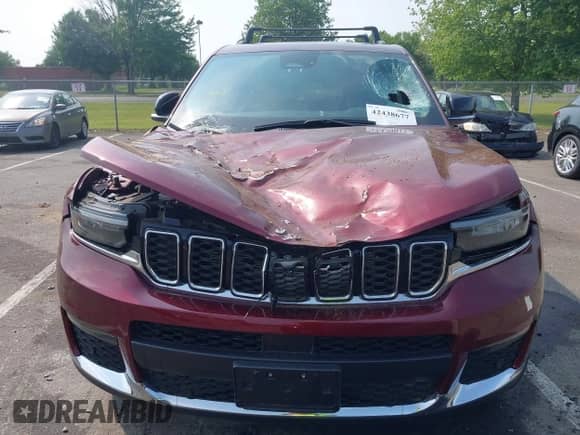 2023 Jeep Grand Cherokee Limited z VIN 1C4RJKBG1P8743966, wystawiony jako IAAI lot #42438677 z przebiegiem 17 806 mil mil oraz . Historia ofert i sprzedaży dostępna na DreamBid. Obrazek 12.