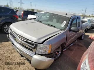 2009 Chevrolet Silverado 1500 LS z VIN 1GCEK19C09Z257123, wystawiony jako Copart lot #74350104 z przebiegiem Nie podano mil oraz Szkoda całkowita • Salvage title. Historia ofert i sprzedaży dostępna na DreamBid. Obrazek 1.
