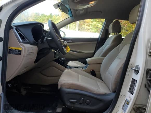 2017 Hyundai Tucson SE z VIN KM8J3CA41HU566635, wystawiony jako Copart lot #85597165 z przebiegiem 85 847 mil mil oraz Szkoda całkowita • Salvage title. Historia ofert i sprzedaży dostępna na DreamBid. Obrazek 7.