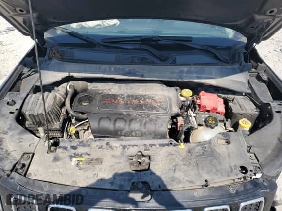 2021 Jeep Compass Latitude with VIN 3C4NJDBB2MT552035, listed as a Copart auction lot 69130975 with 105,058 mi miles and Salvage title. Bid and sale history available at DreamBid. Image 11.