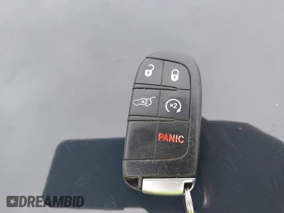 2018 Jeep Grand Cherokee Laredo z VIN 1C4RJFAG7JC206791, wystawiony jako IAAI lot #43425130 z przebiegiem 116 570 mil mil oraz . Historia ofert i sprzedaży dostępna na DreamBid. Obrazek 11.