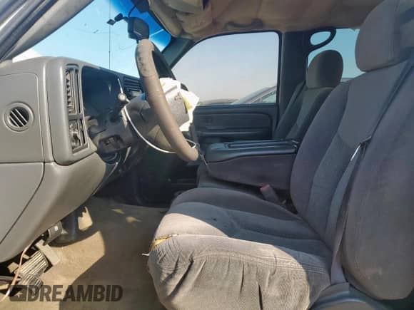 2007 Chevrolet Silverado 1500 LS with VIN 2GCEC13V171128790, listed as a Copart auction lot 68466575 with 312,729 mi miles and Salvage title. Bid and sale history available at DreamBid. Image 7.