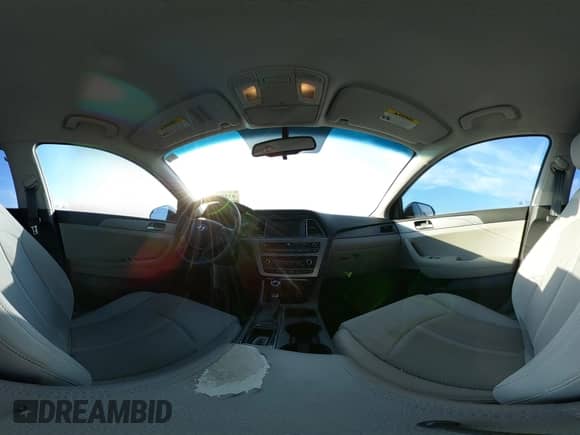 2017 Hyundai Sonata SE z VIN 5NPE24AF5HH571461, wystawiony jako IAAI lot #43390550 z przebiegiem 193 929 mil mil oraz . Historia ofert i sprzedaży dostępna na DreamBid. Obrazek 19.