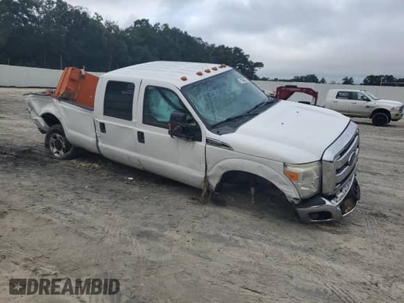 2015 Ford F-250 XLT с VIN 1FT7W2B64FED50382, выставлен на аукционе Copart как лот 82398535 с пробегом 235 067 миль миль и Списание • Salvage title. История ставок и продаж доступна на DreamBid. Изображение 4.