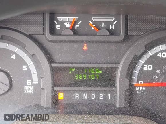 2013 Ford Econoline Cargo Commercial z VIN 1FTNE1EW4DDA09809, wystawiony jako Copart lot #68096675 z przebiegiem 369 107 mil mil oraz Czysty tytuł • Clean title. Historia ofert i sprzedaży dostępna na DreamBid. Obrazek 8.