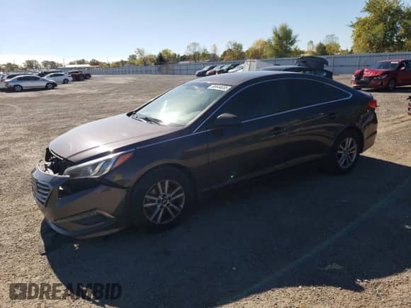 2015 Hyundai Sonata SE with VIN 5NPE24AF7FH216532, listed as a Copart auction lot 85644655 with 391,496 mi miles and Clean title. Bid and sale history available at DreamBid. Image 1.