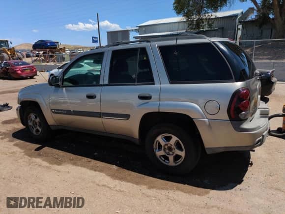 2002 Chevrolet TrailBlazer LS с VIN 1GNDS13S722179733, выставлен на аукционе Copart как лот 67629525 с пробегом 166 634 миль миль и Списание • Salvage title. История ставок и продаж доступна на DreamBid. Изображение 2.