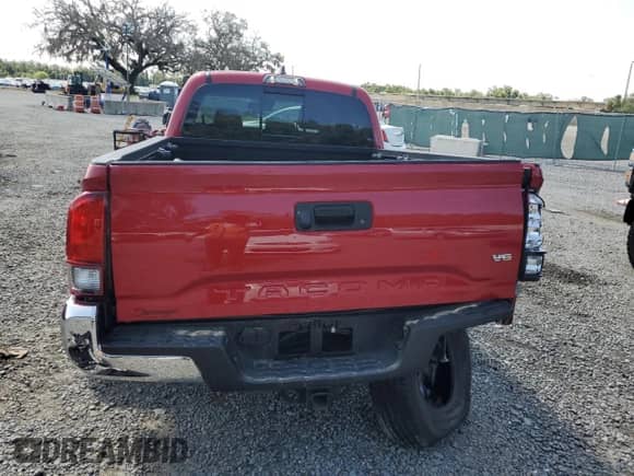 2020 Toyota Tacoma SR5 с VIN 3TMBZ5DN3LM024568, выставлен на аукционе Copart как лот 59372715 с пробегом 55 827 миль миль и На запчасти • Non repairable. История ставок и продаж доступна на DreamBid. Изображение 6.