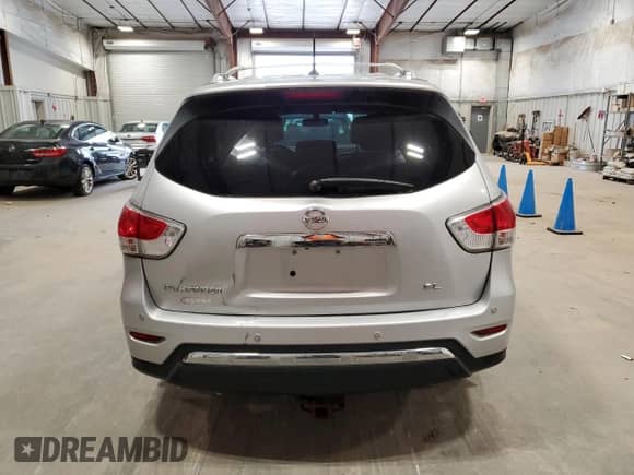 2013 Nissan Pathfinder S with VIN 5N1AR2MNXDC658727, listed as a Copart auction lot 89555925 with 175,215 mi miles and Clean title. Bid and sale history available at DreamBid. Image 6.