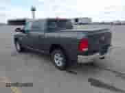 2021 Ram 1500 SSV z VIN 1C6RR7XT5MS507743, wystawiony jako IAAI lot #42870183 z przebiegiem 130 260 mil mil oraz . Historia ofert i sprzedaży dostępna na DreamBid. Obrazek 3.