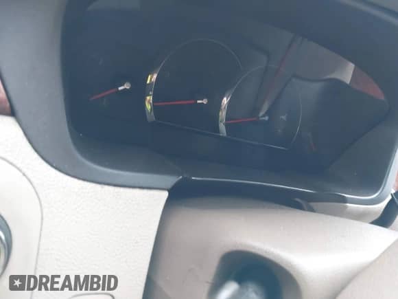 2006 Cadillac DTS Professional with VIN 1GEEH96Y06U550906, listed as a IAAI auction lot 42263989 with Not provided miles and . Bid and sale history available at DreamBid. Image 7.