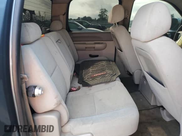 2007 GMC Sierra 1500 SLT с VIN 2GTEK13M071516071, выставлен на аукционе Copart как лот 66979795 с пробегом 294 526 миль миль и Списание • Salvage title. История ставок и продаж доступна на DreamBid. Изображение 10.