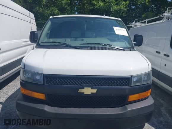 2023 Chevrolet Express Passenger LS с VIN 1GAZGNFP7P1133565, выставлен на аукционе IAAI как лот 42298735 с пробегом 132 269 миль миль и . История ставок и продаж доступна на DreamBid. Изображение 12.