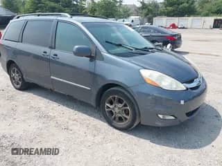 2006 Toyota Sienna XLE z VIN 5TDBA22C76S066995, wystawiony jako IAAI lot #42860767 z przebiegiem 200 453 mil mil oraz . Historia ofert i sprzedaży dostępna na DreamBid. Obrazek 1.