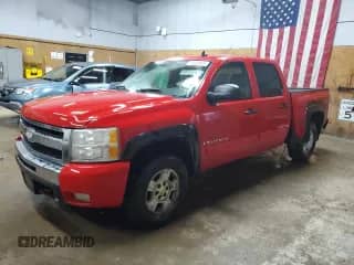 2007 Chevrolet Silverado 1500 LS with VIN 2GCEK13C171684812, listed as a Copart auction lot 50410935 with 284,912 mi miles and Clean title. Bid and sale history available at DreamBid. Image 1.