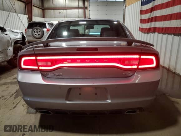 2013 Dodge Charger RT с VIN 2C3CDXDT4DH671224, выставлен на аукционе Copart как лот 85392685 с пробегом 142 934 миль миль и Чистый • Clean title. История ставок и продаж доступна на DreamBid. Изображение 6.
