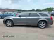 2005 Dodge Magnum SXT with VIN 2D4GZ48V35H574786, listed as a IAAI auction lot 42732869 with 120,414 mi miles and . Bid and sale history available at DreamBid. Image 14.