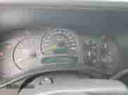 2003 GMC Sierra 1500 z VIN 2GTEC19V131405293, wystawiony jako Copart lot #72332904 z przebiegiem 71 168 mil mil oraz Szkoda całkowita • Salvage title. Historia ofert i sprzedaży dostępna na DreamBid. Obrazek 9.