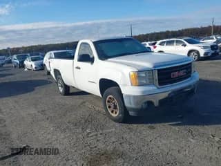 2007 GMC Sierra 1500 Work Truck с VIN 1GTEC14CX7E594438, выставлен на аукционе IAAI как лот 43299853 с пробегом 133 503 миль миль и . История ставок и продаж доступна на DreamBid. Изображение 1.