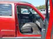 2007 Dodge Nitro SLT with VIN 1D8GU58K37W678997, listed as a IAAI auction lot 43223815 with 204,211 mi miles and . Bid and sale history available at DreamBid. Image 5.