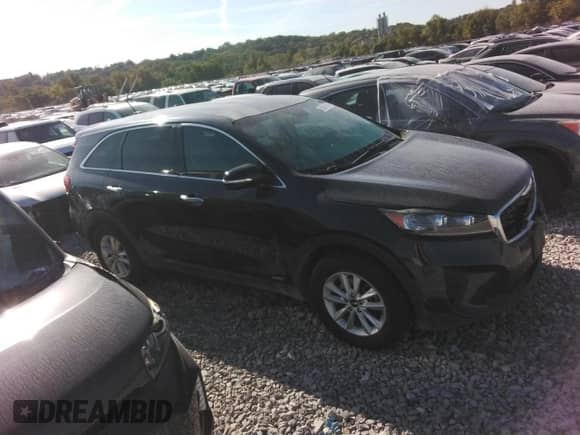 2019 Kia Sorento LX with VIN 5XYPGDA54KG471447, listed as a Copart auction lot 69381045 with 190,271 mi miles and Clean title. Bid and sale history available at DreamBid. Image 4.