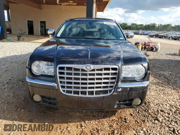 2007 Chrysler 300 C with VIN 2C3LA63H57H765570, listed as a Copart auction lot 65699425 with 180,116 mi miles and Salvage title. Bid and sale history available at DreamBid. Image 5.
