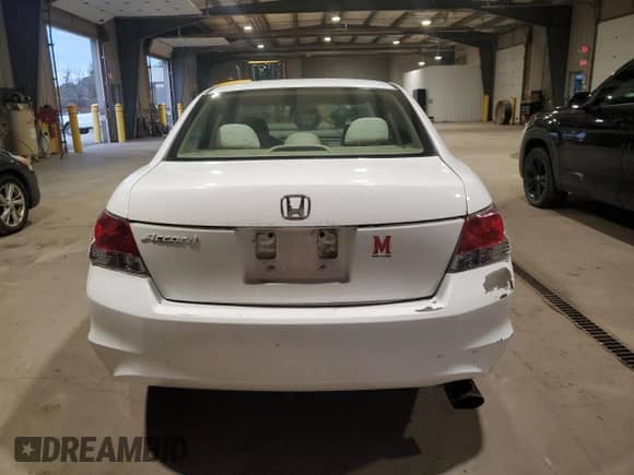2010 Honda Accord LX-P with VIN 1HGCP2F40AA162609, listed as a Copart auction lot 89443455 with 151,125 mi miles and Clean title. Bid and sale history available at DreamBid. Image 6.