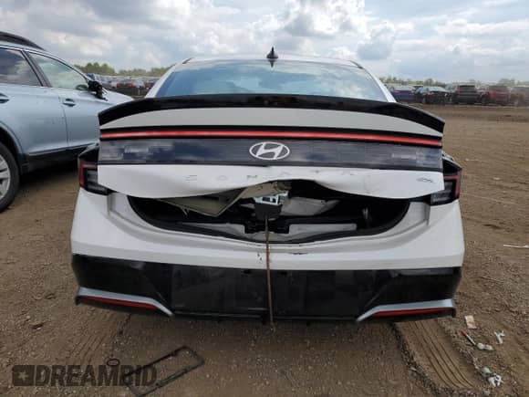 2024 Hyundai Sonata SEL с VIN KMHL64JA3RA362580, выставлен на аукционе Copart как лот 70166145 с пробегом 25 435 миль миль и Списание • Salvage title. История ставок и продаж доступна на DreamBid. Изображение 6.