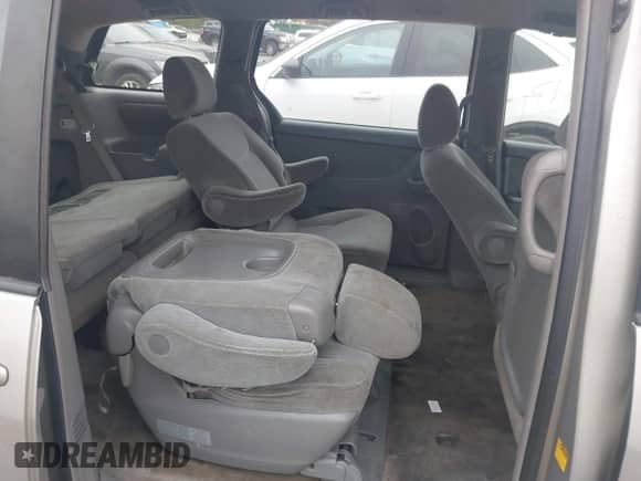 2009 Toyota Sienna LE с VIN 5TDZK23CX9S267756, выставлен на аукционе IAAI как лот 43560012 с пробегом 170 266 миль миль и . История ставок и продаж доступна на DreamBid. Изображение 8.