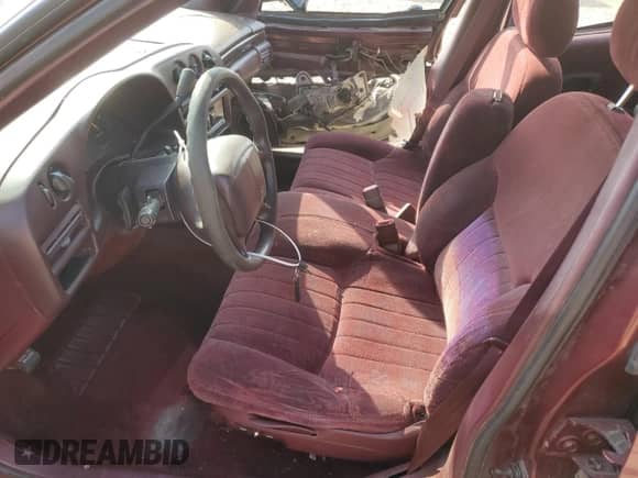 1996 Chevrolet Lumina с VIN 2G1WL52M7T9148079, выставлен на аукционе Copart как лот 75500834 с пробегом 176 307 миль миль и Списание • Salvage title. История ставок и продаж доступна на DreamBid. Изображение 7.