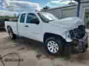 2011 Chevrolet Silverado 1500 Work Truck z VIN 1GCRKPE30BZ222047, wystawiony jako Copart lot #69390295 z przebiegiem 237 850 mil mil oraz Szkoda całkowita • Salvage title. Historia ofert i sprzedaży dostępna na DreamBid. Obrazek 4.