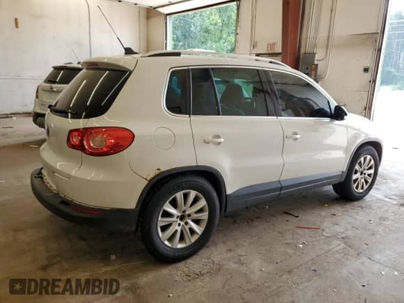 2009 Volkswagen Tiguan SE с VIN WVGBV75N29W001972, выставлен на аукционе Copart как лот 66775325 с пробегом 197 867 миль миль и Списание • Salvage title. История ставок и продаж доступна на DreamBid. Изображение 3.