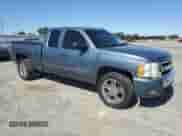 2007 Chevrolet Silverado 1500 2LT z VIN 2GCEC19J171536467, wystawiony jako Copart lot #58323695 z przebiegiem 278 293 mil mil oraz Szkoda całkowita • Salvage title. Historia ofert i sprzedaży dostępna na DreamBid. Obrazek 4.