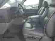 2004 Cadillac Escalade с VIN 1GYEK63N44R231327, выставлен на аукционе Copart как лот 84036015 с пробегом Не указан миль и Чистый • Clean title. История ставок и продаж доступна на DreamBid. Изображение 7.