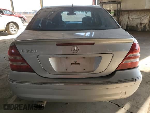 2006 Mercedes-Benz C 230 Sport с VIN WDBRF56H66F730712, выставлен на аукционе Copart как лот 70977294 с пробегом 161 276 миль миль и Списание • Salvage title. История ставок и продаж доступна на DreamBid. Изображение 6.