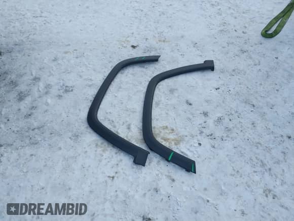 2024 Jeep Compass Latitude Lux с VIN 3C4NJDFN8RT103518, выставлен на аукционе IAAI как лот 41352342 с пробегом 13 535 миль миль и . История ставок и продаж доступна на DreamBid. Изображение 12.