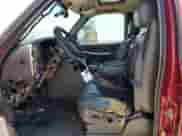 2006 Chevrolet Silverado 3500 SRW Wrk Trk z VIN 1GCHK33D66F243668, wystawiony jako Copart lot #67042944 z przebiegiem 503 368 mil mil oraz Szkoda całkowita • Salvage title. Historia ofert i sprzedaży dostępna na DreamBid. Obrazek 7.