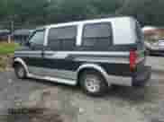 1992 Chevrolet Astro Cargo with VIN 1GBDM19Z3NB192740, listed as a Copart auction lot 69691115 with 185,801 mi miles and Salvage title. Bid and sale history available at DreamBid. Image 2.