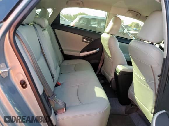 2015 Toyota Prius Four z VIN JTDKN3DUXF1995527, wystawiony jako Copart lot #85494605 z przebiegiem 33 425 mil mil oraz Szkoda całkowita • Salvage title. Historia ofert i sprzedaży dostępna na DreamBid. Obrazek 10.