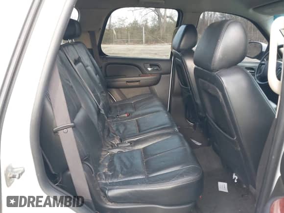 2009 Chevrolet Tahoe 1LT z VIN 1GNEC23359R233645, wystawiony jako IAAI lot #41541396 z przebiegiem 201 830 mil mil oraz . Historia ofert i sprzedaży dostępna na DreamBid. Obrazek 8.