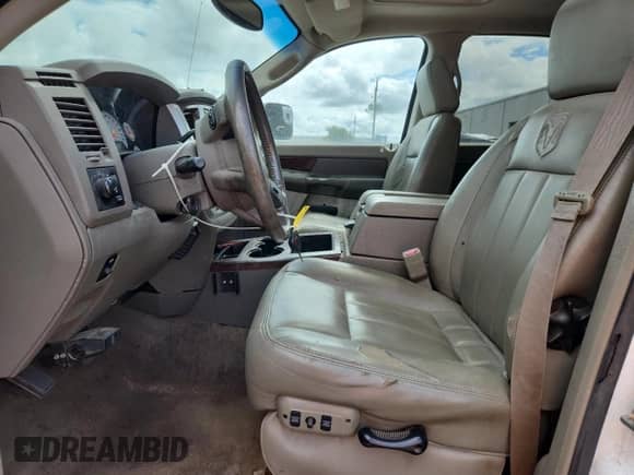 2008 Dodge 2500 SLT с VIN 3D7KS28A88G155775, выставлен на аукционе Copart как лот 65441415 с пробегом 273 004 миль миль и На запчасти • Non repairable. История ставок и продаж доступна на DreamBid. Изображение 7.