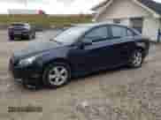 2014 Chevrolet Cruze 1LT z VIN 1G1PC5SB7E7257651, wystawiony jako Copart lot #83955255 z przebiegiem 75 356 mil mil oraz Czysty tytuł • Clean title. Historia ofert i sprzedaży dostępna na DreamBid. Obrazek 1.